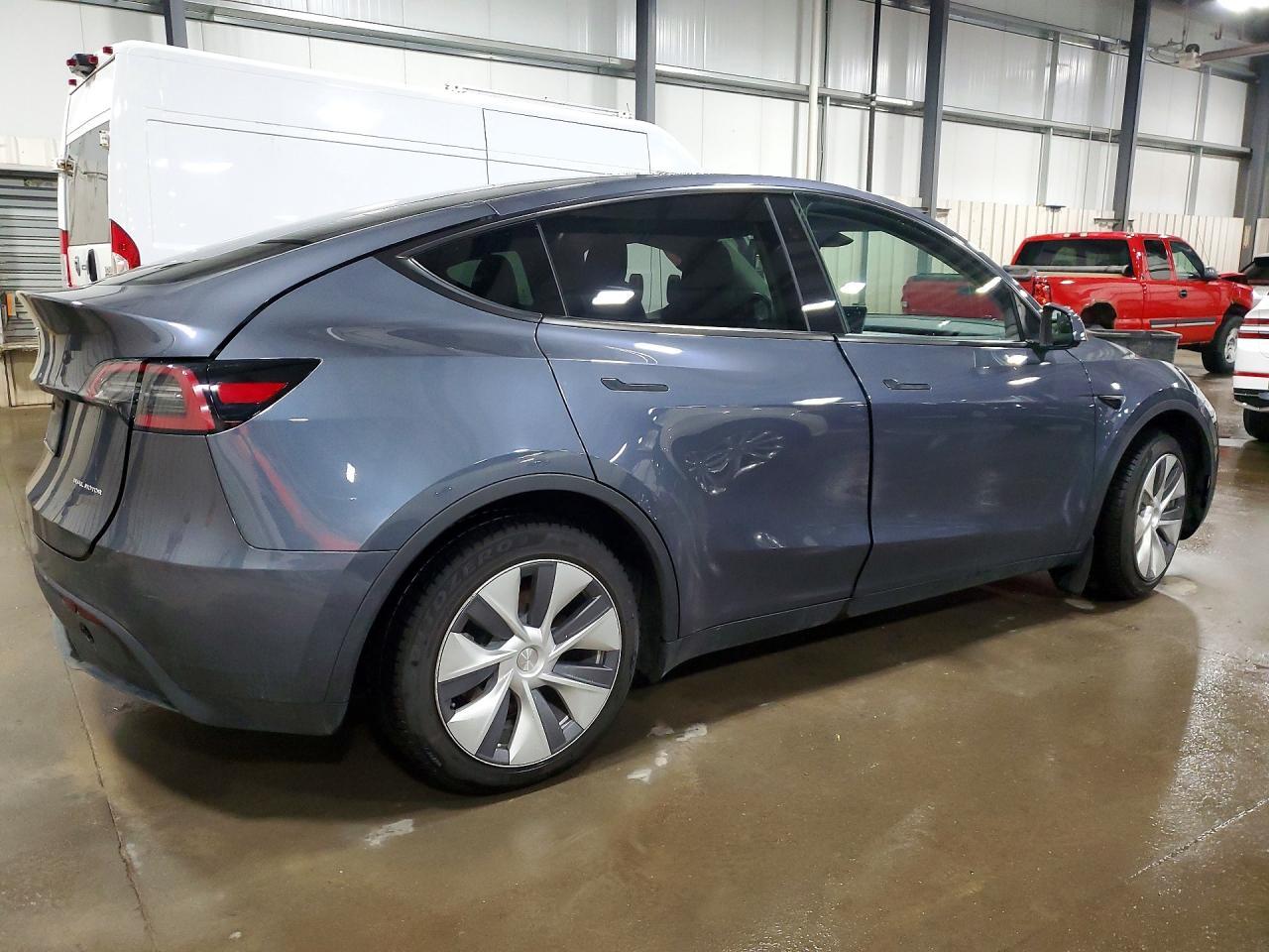 2023 Tesla Model Y - zdjęcie 3
