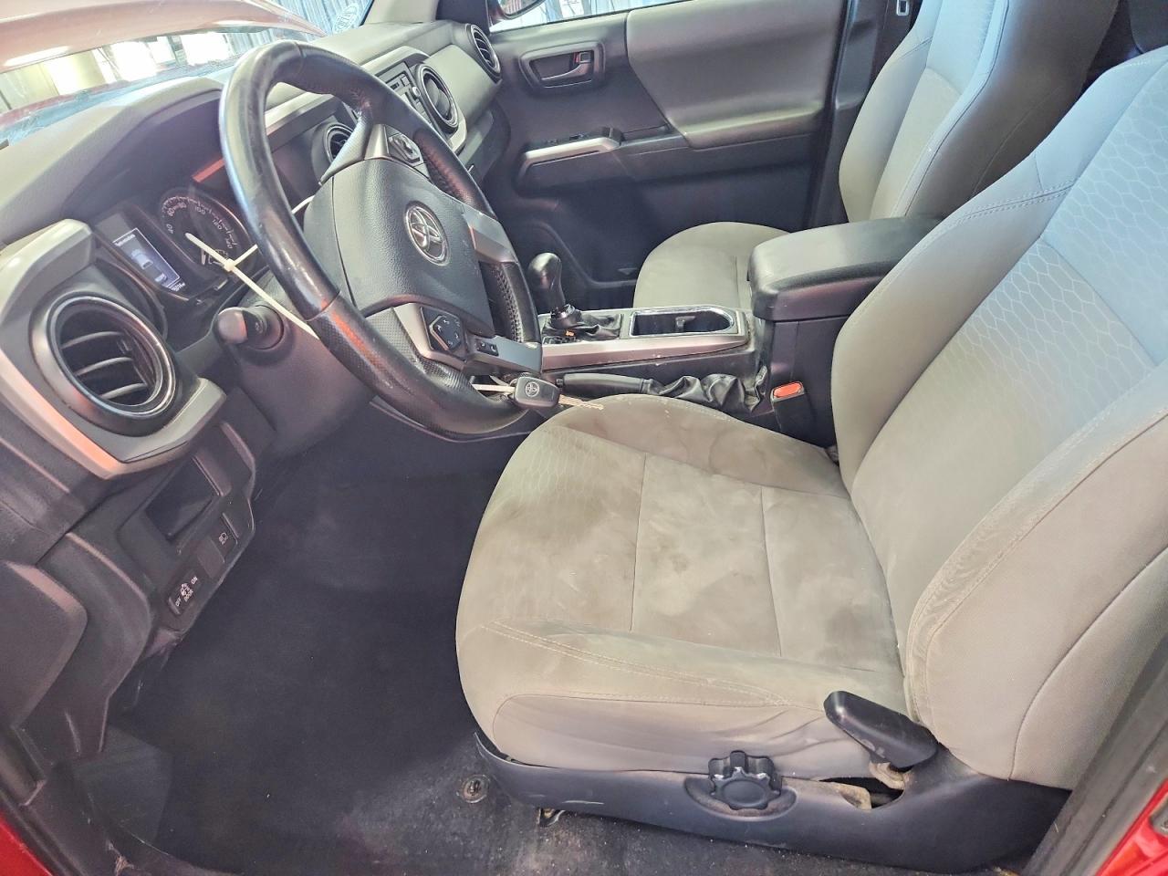 2019 Toyota Tacoma Sr5 V6 - zdjęcie 7