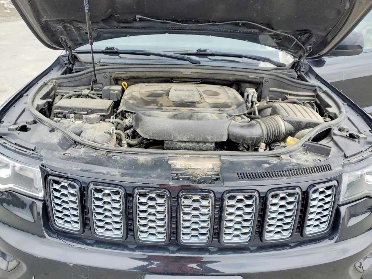 2020 Jeep Grand Cherokee Laredo - zdjęcie 11