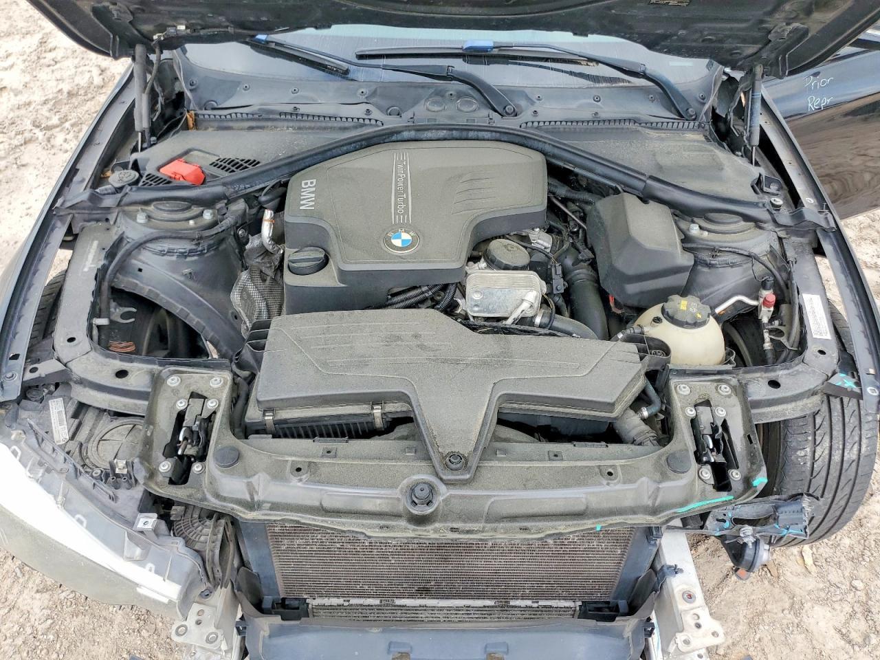 2014 BMW 320 I - zdjęcie 11