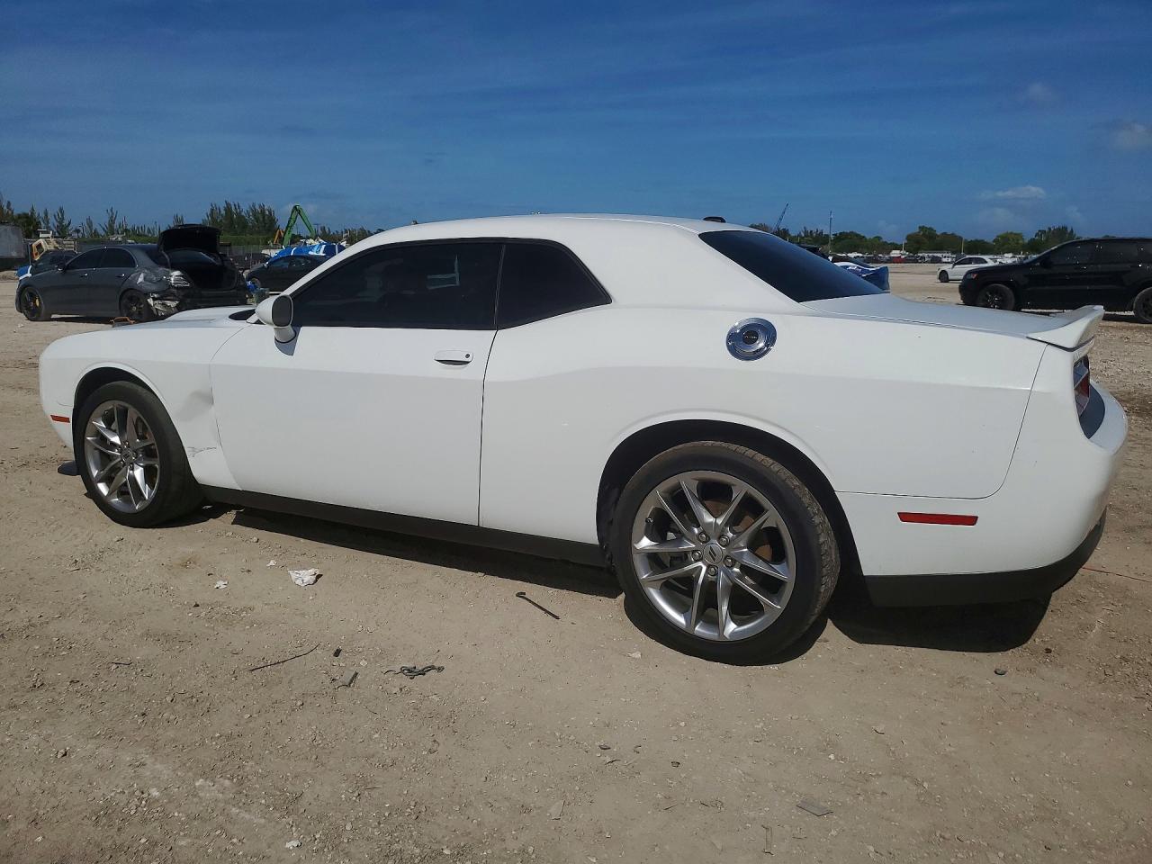 2022 Dodge Challenger Gt - zdjęcie 2