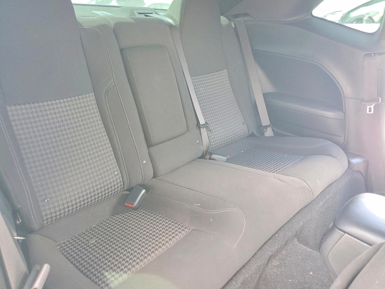 2023 Dodge Challenger Base - zdjęcie 10