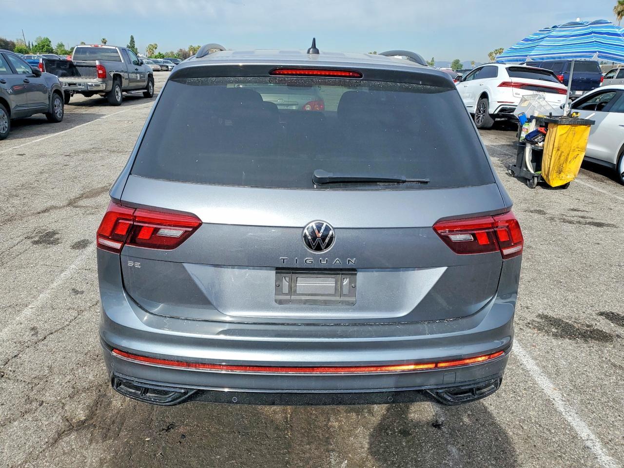 2022 Volkswagen Tiguan Se R-Line Black - zdjęcie 6