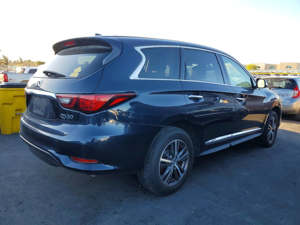 2018 Infiniti Qx60 - zdjęcie 3