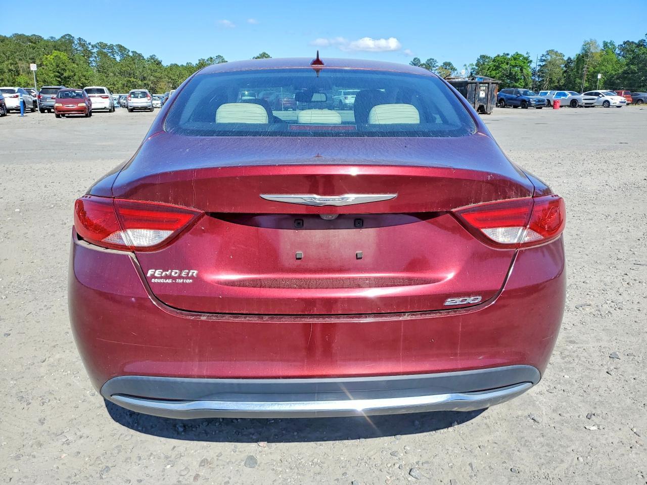 2016 Chrysler 200 Limited - zdjęcie 6