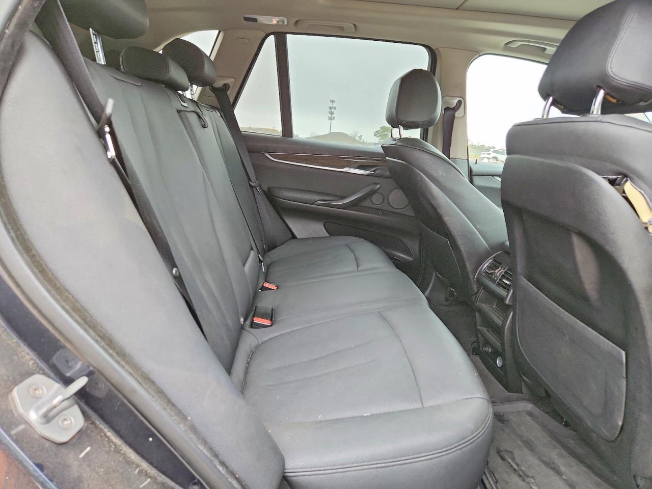 2016 BMW X5 xDrive35I - zdjęcie 11