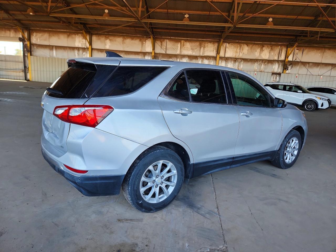 2018 Chevrolet Equinox Lt - zdjęcie 3