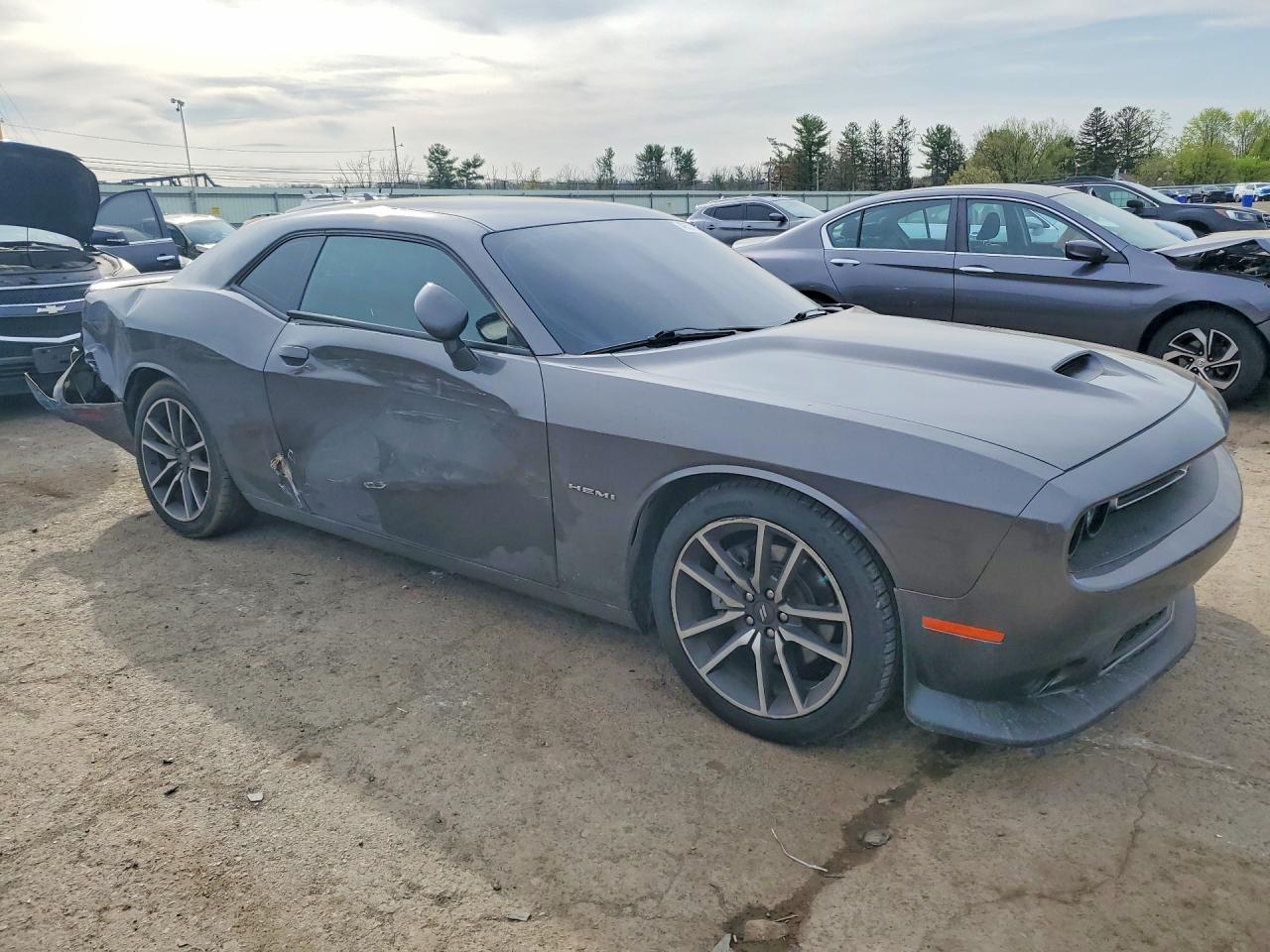 2022 Dodge Challenger R - zdjęcie 4