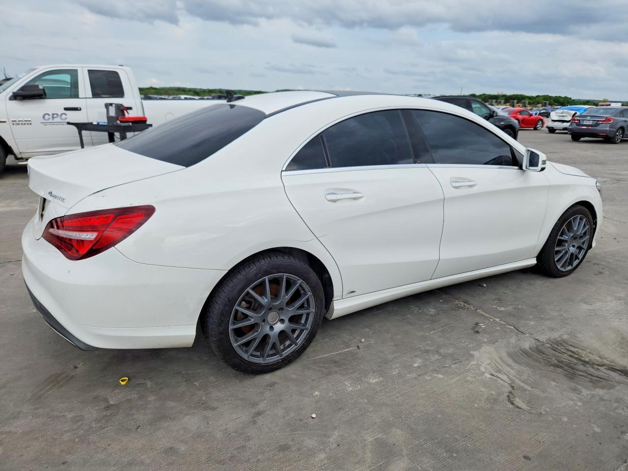 2018 Mercedes-Benz Cla 250 4Matic - zdjęcie 3