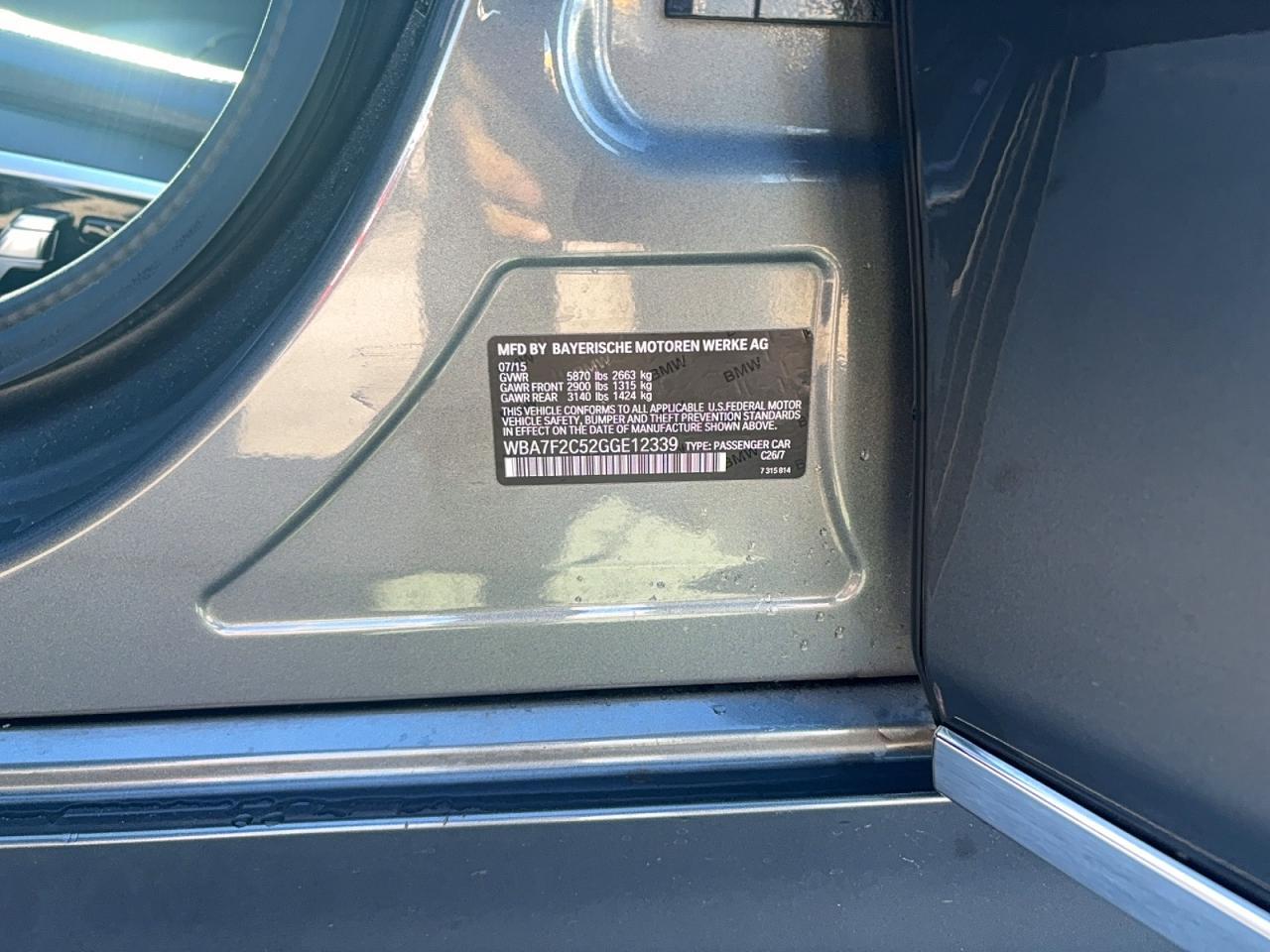 2016 BMW 750 Xi - zdjęcie 10