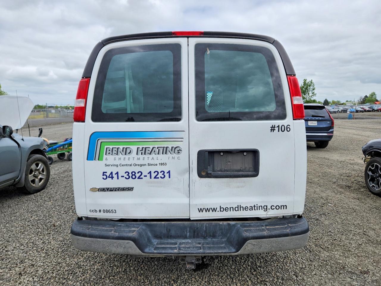 2023 Chevrolet Express G2500 - zdjęcie 6