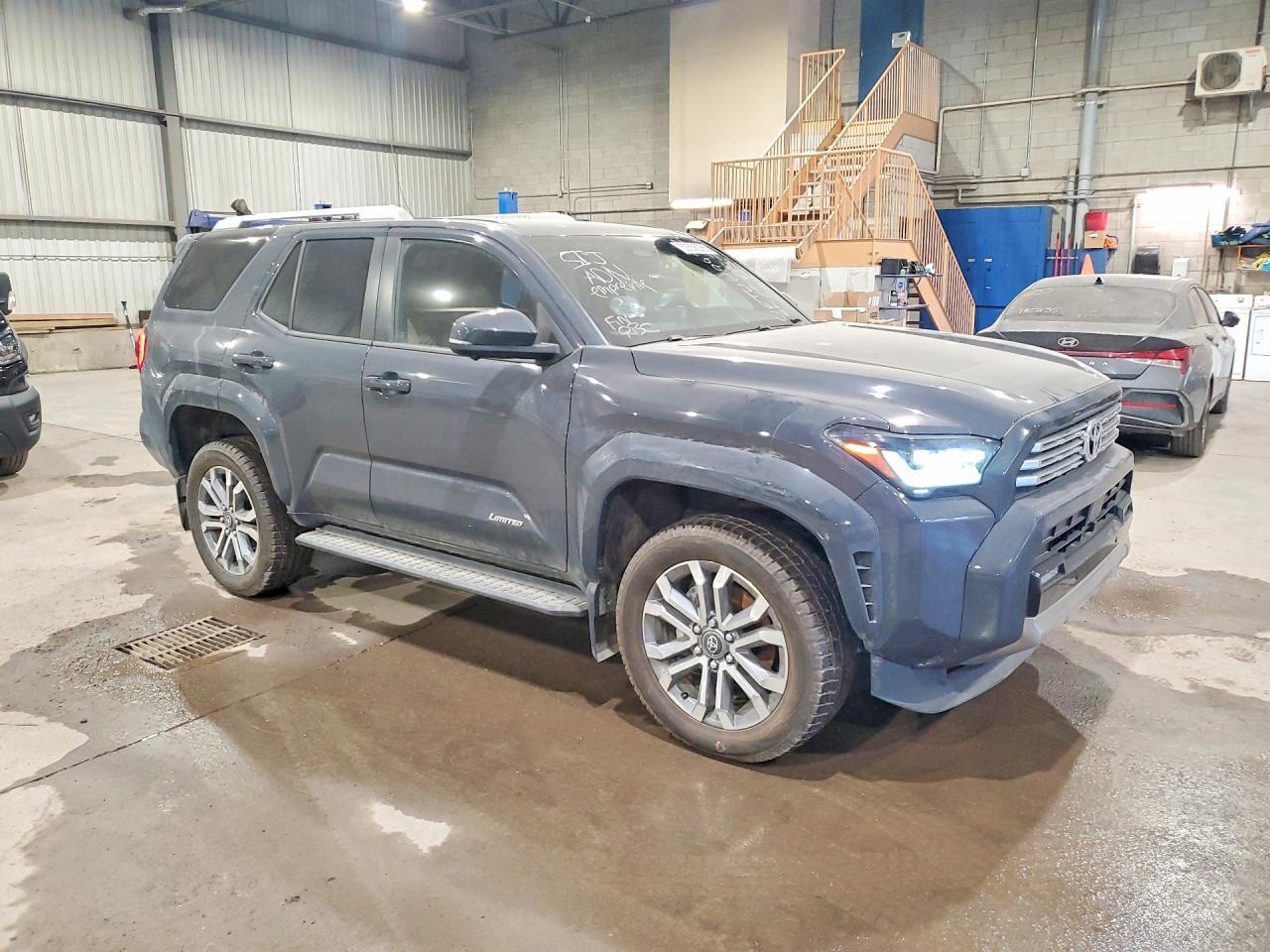 2025 Toyota 4Runner Sr5 - zdjęcie 4