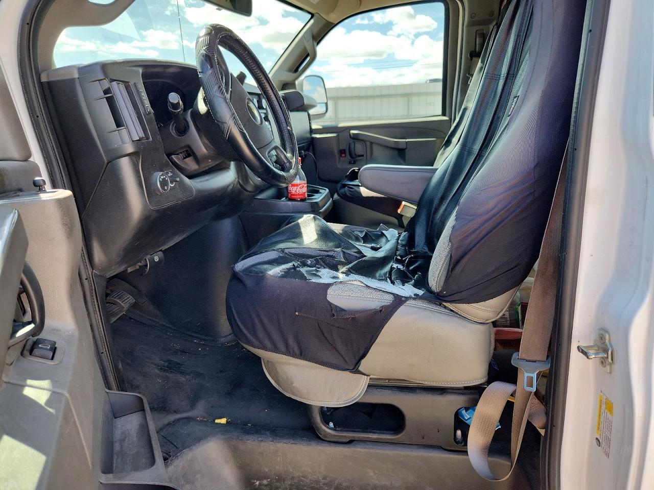 2020 Chevrolet Express G2500 - zdjęcie 7