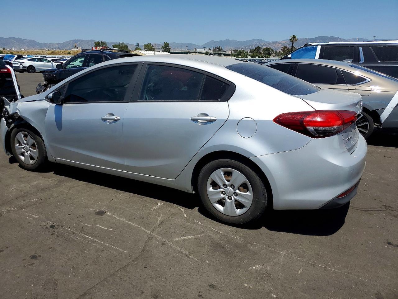2017 Kia Forte Lx - zdjęcie 2