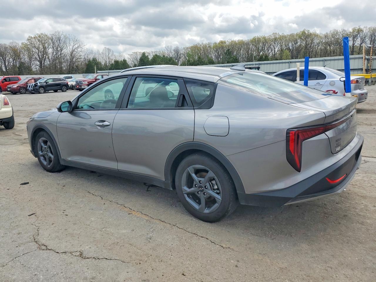 2025 Kia K4 Lxs - zdjęcie 2