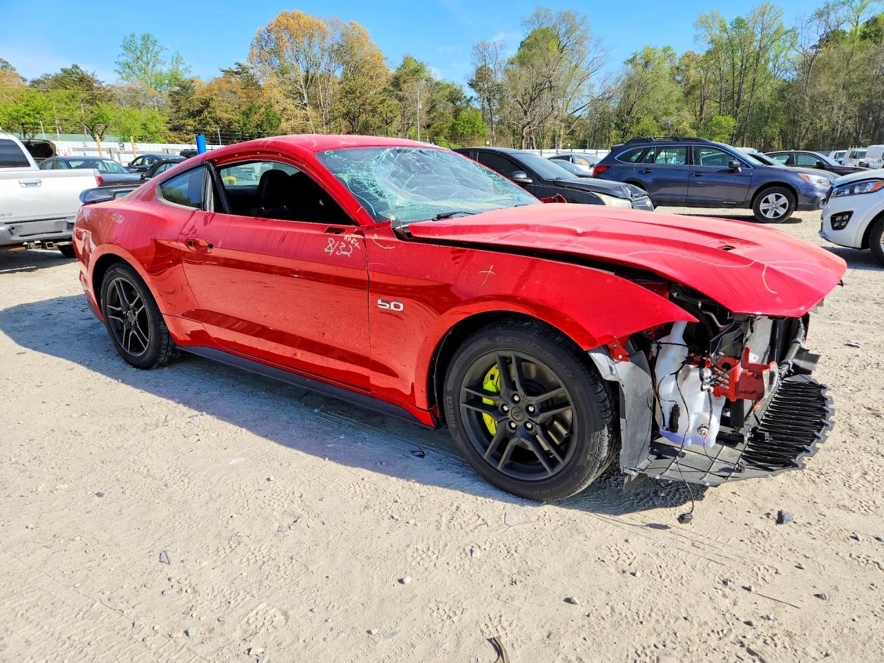 2021 Ford Mustang Gt - zdjęcie 4
