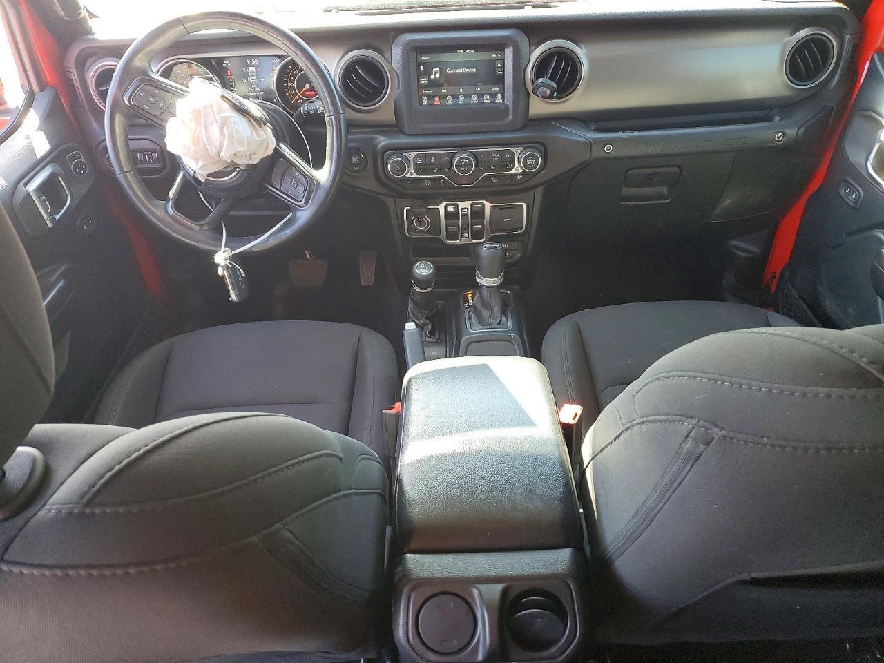 2020 Jeep Wrangler Unlimited Sport - zdjęcie 8