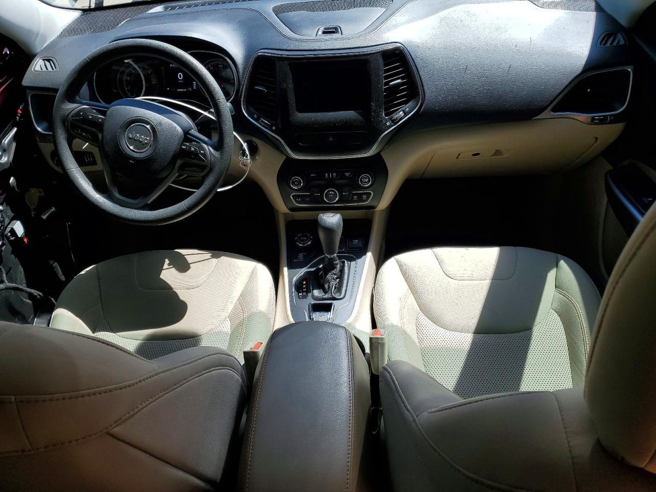 2019 Jeep Cherokee Latitude - zdjęcie 8