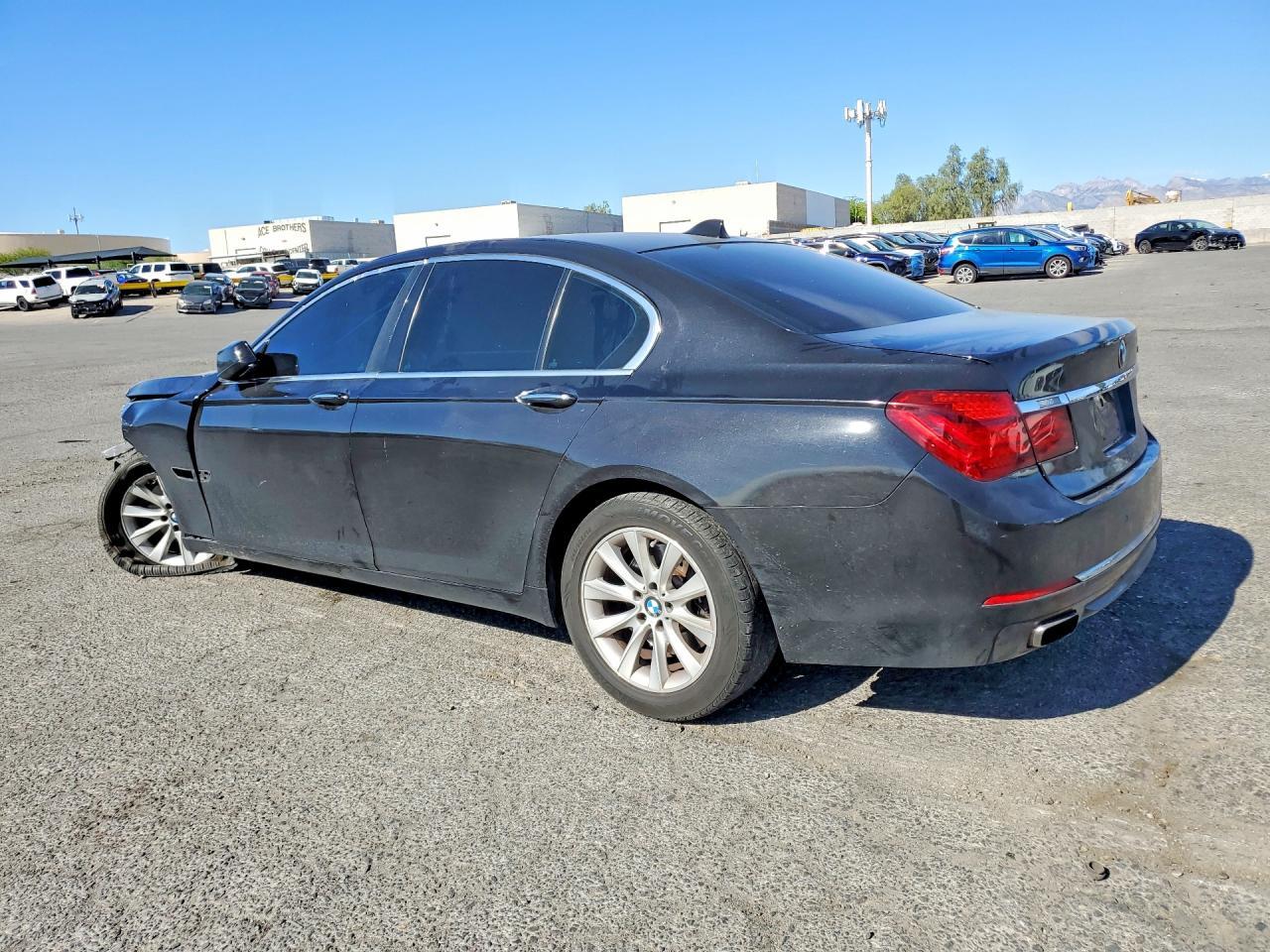 2015 BMW 740 I - zdjęcie 2