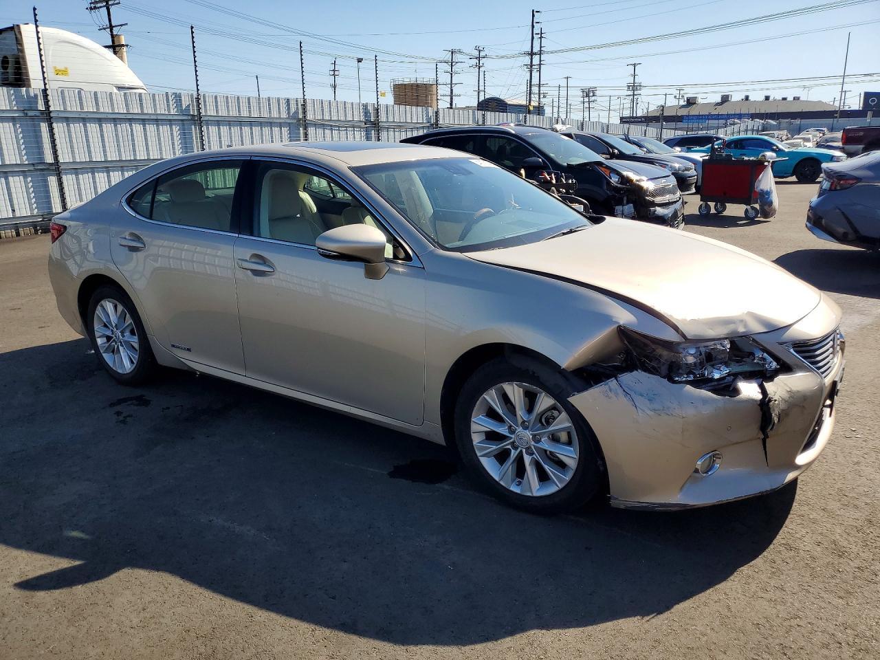 2013 Lexus Es 300H Base - zdjęcie 4