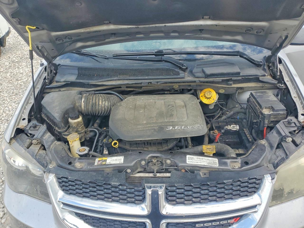 2014 Dodge Grand Caravan R - zdjęcie 12