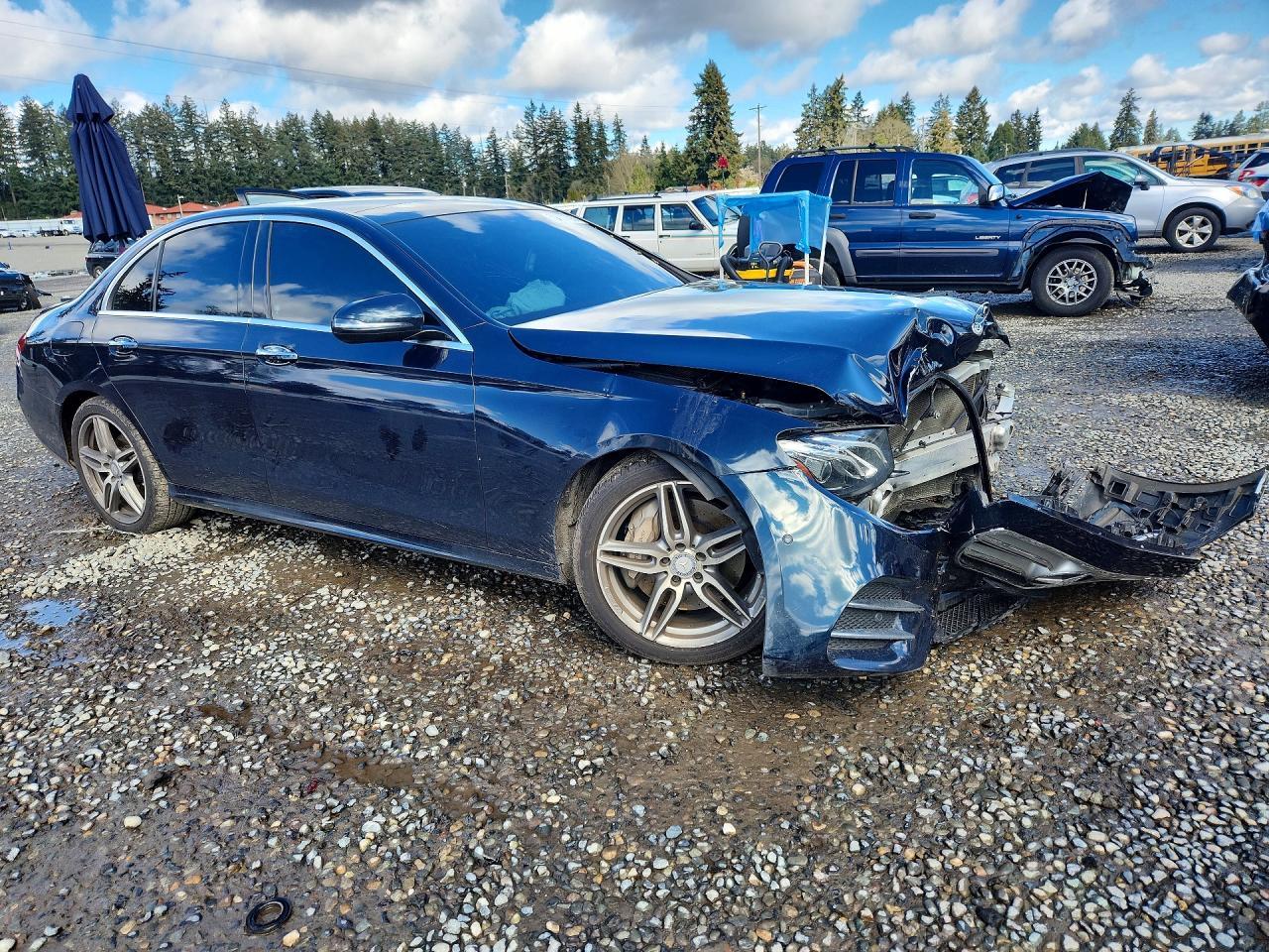 2017 Mercedes-Benz E Class - zdjęcie 4