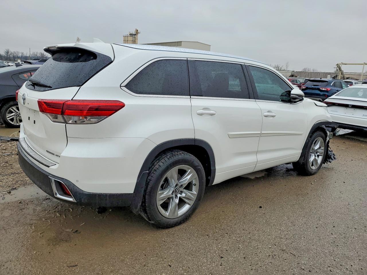 2018 Toyota Highlander Limited - zdjęcie 3