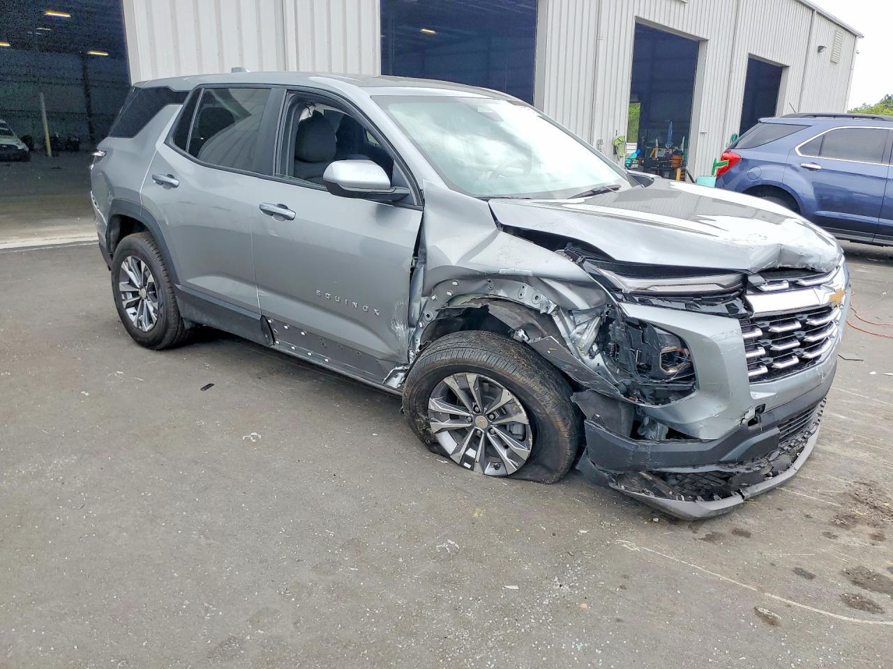 2025 Chevrolet Equinox Lt - zdjęcie 4