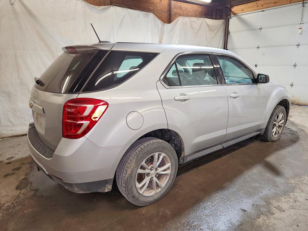 2017 Chevrolet Equinox Ls - zdjęcie 3