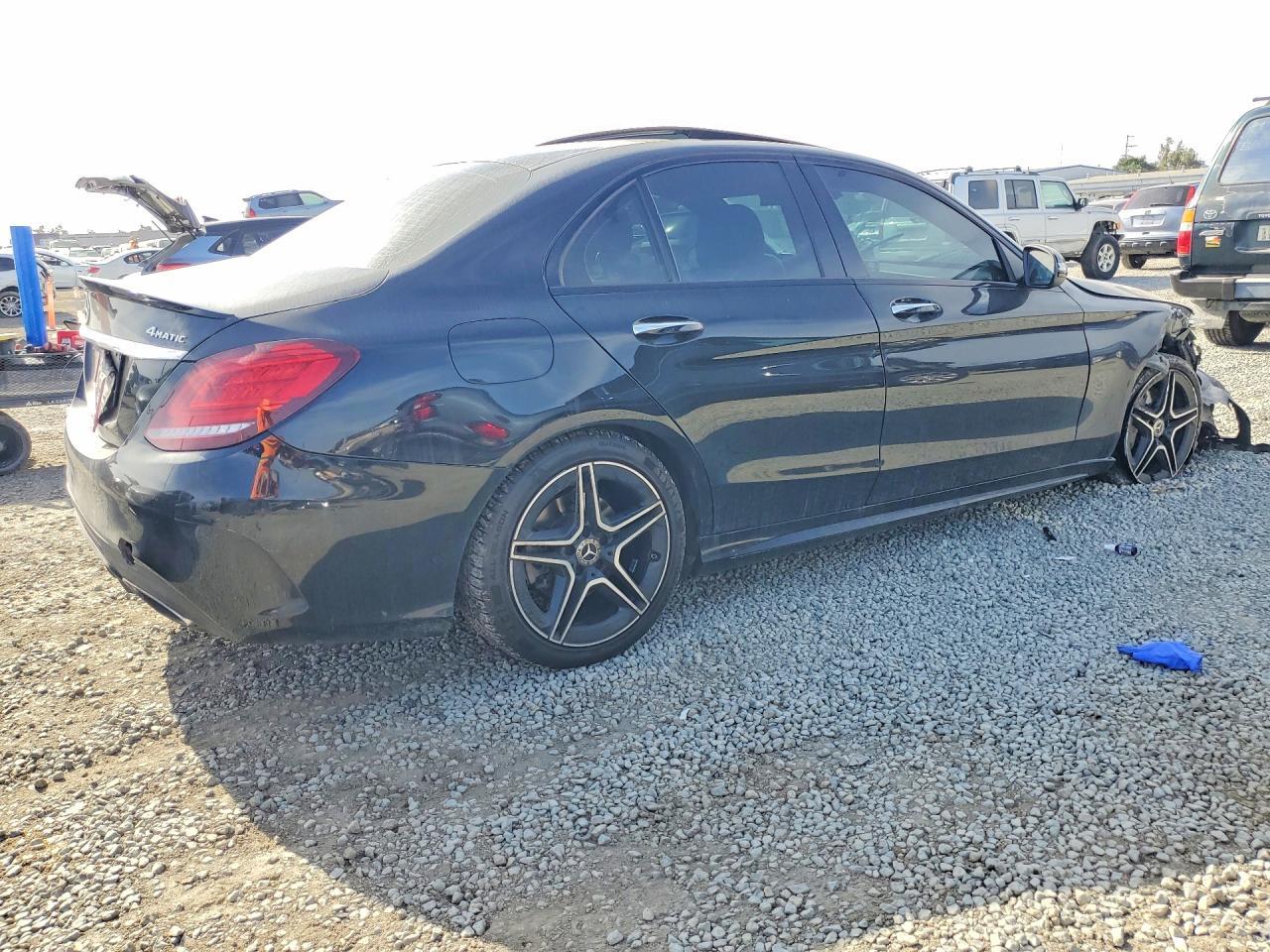 2020 Mercedes-Benz C - zdjęcie 3