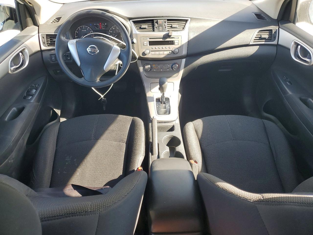 2013 Nissan Sentra S - zdjęcie 8