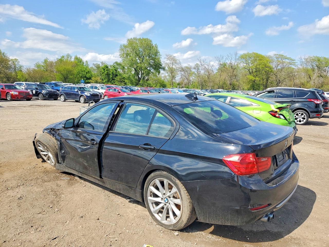 2013 BMW 328 I - zdjęcie 2