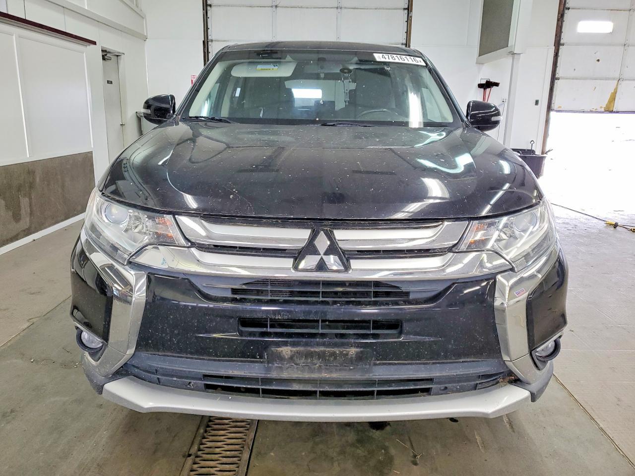 2016 Mitsubishi Outlander Se - zdjęcie 5