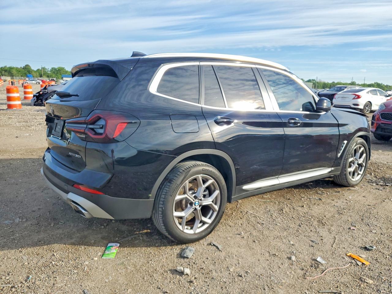 2023 BMW X3 xDrive30I - zdjęcie 3