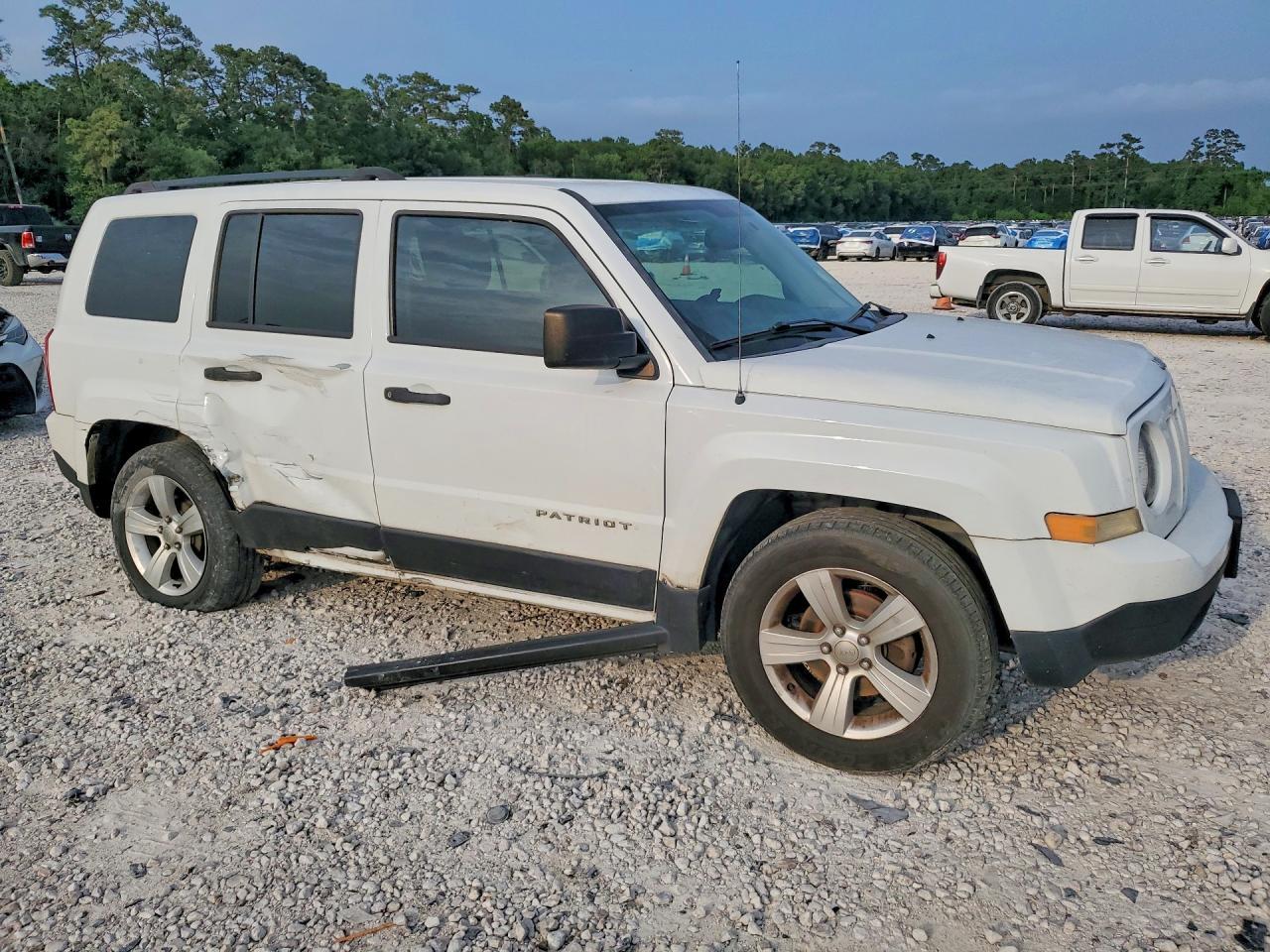 2016 Jeep Patriot - zdjęcie 4