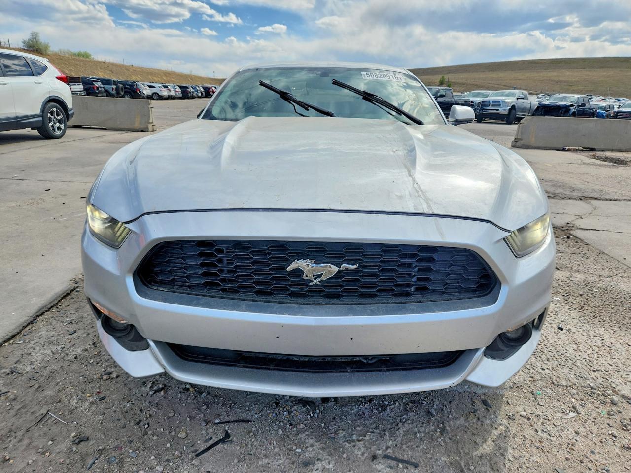2017 Ford Mustang - zdjęcie 5