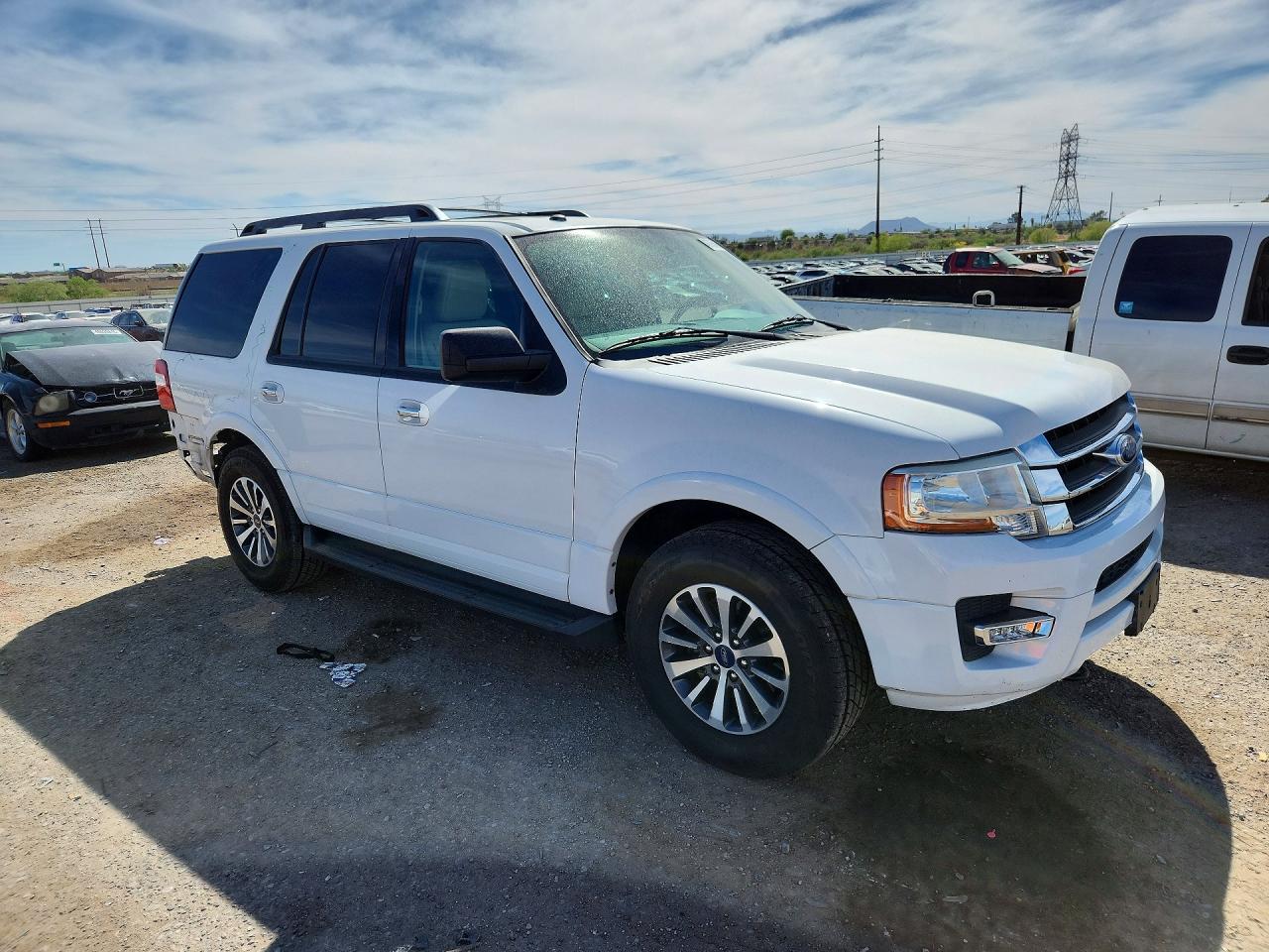2017 Ford Expedition Xlt - zdjęcie 4