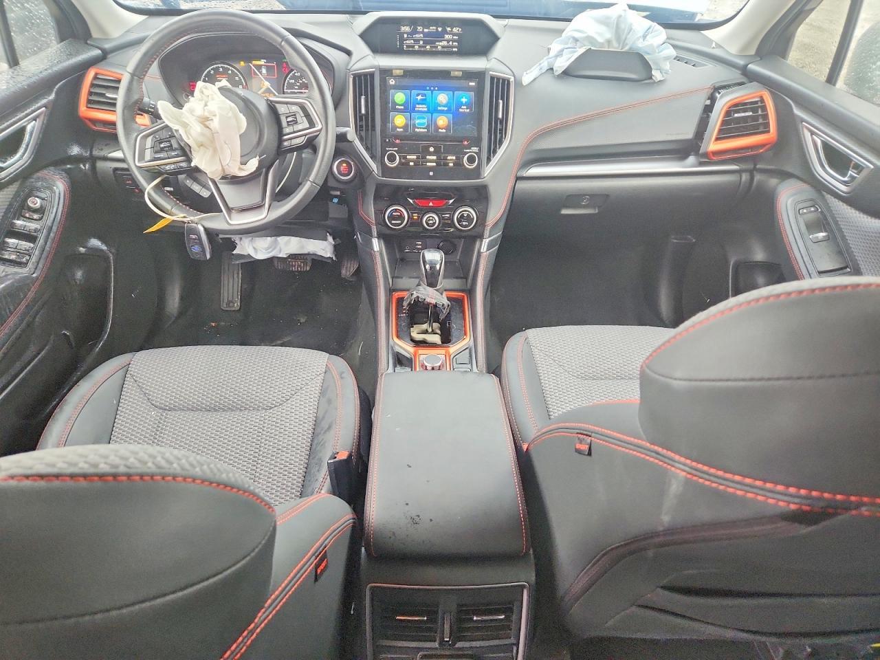 2021 Subaru Forester Sport - zdjęcie 8