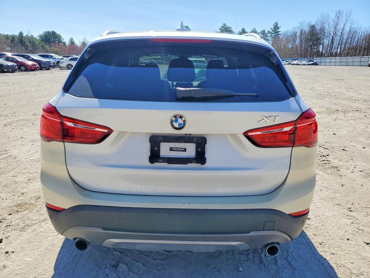 2017 BMW X1 xDrive28I - zdjęcie 6