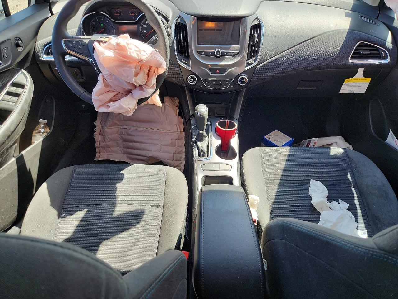 2018 Chevrolet Cruze Lt - zdjęcie 8