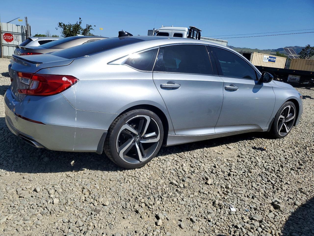 2022 Honda Accord Sport - zdjęcie 3