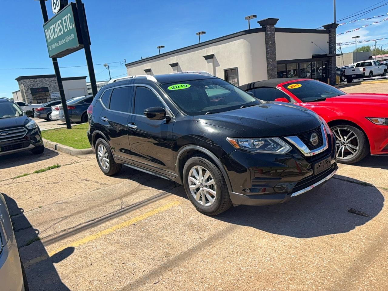 2019 Nissan Rogue Sv - zdjęcie główne