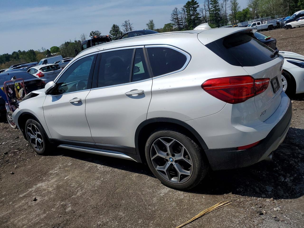2018 BMW X1 xDrive28I - zdjęcie 2