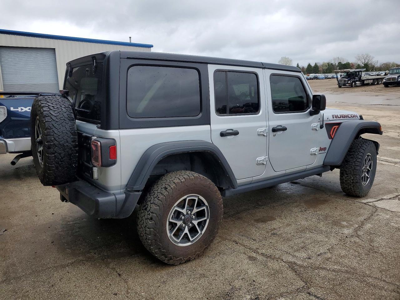 2023 Jeep Wrangler Rubicon - zdjęcie 3