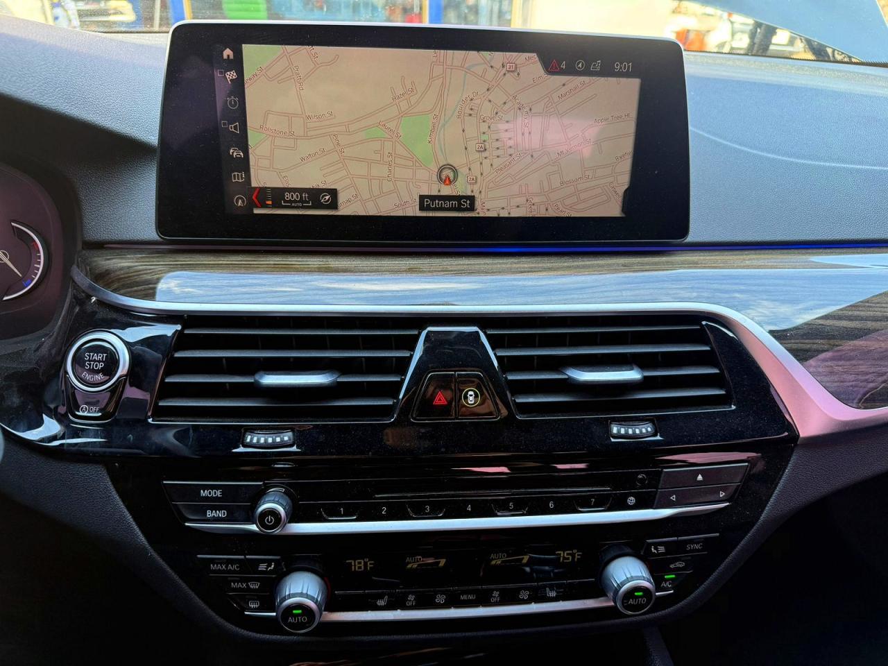 2019 BMW 530 I - zdjęcie 5