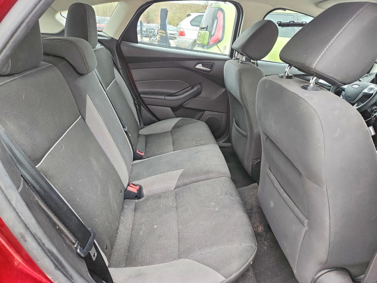 2014 Ford Focus Se - zdjęcie 10