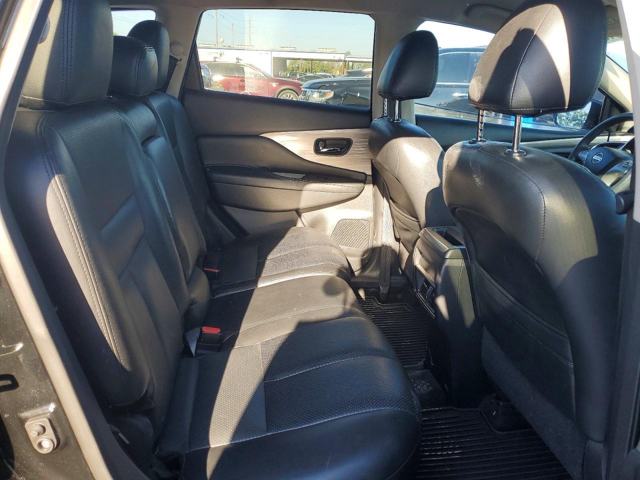 2015 Nissan Murano S - zdjęcie 11