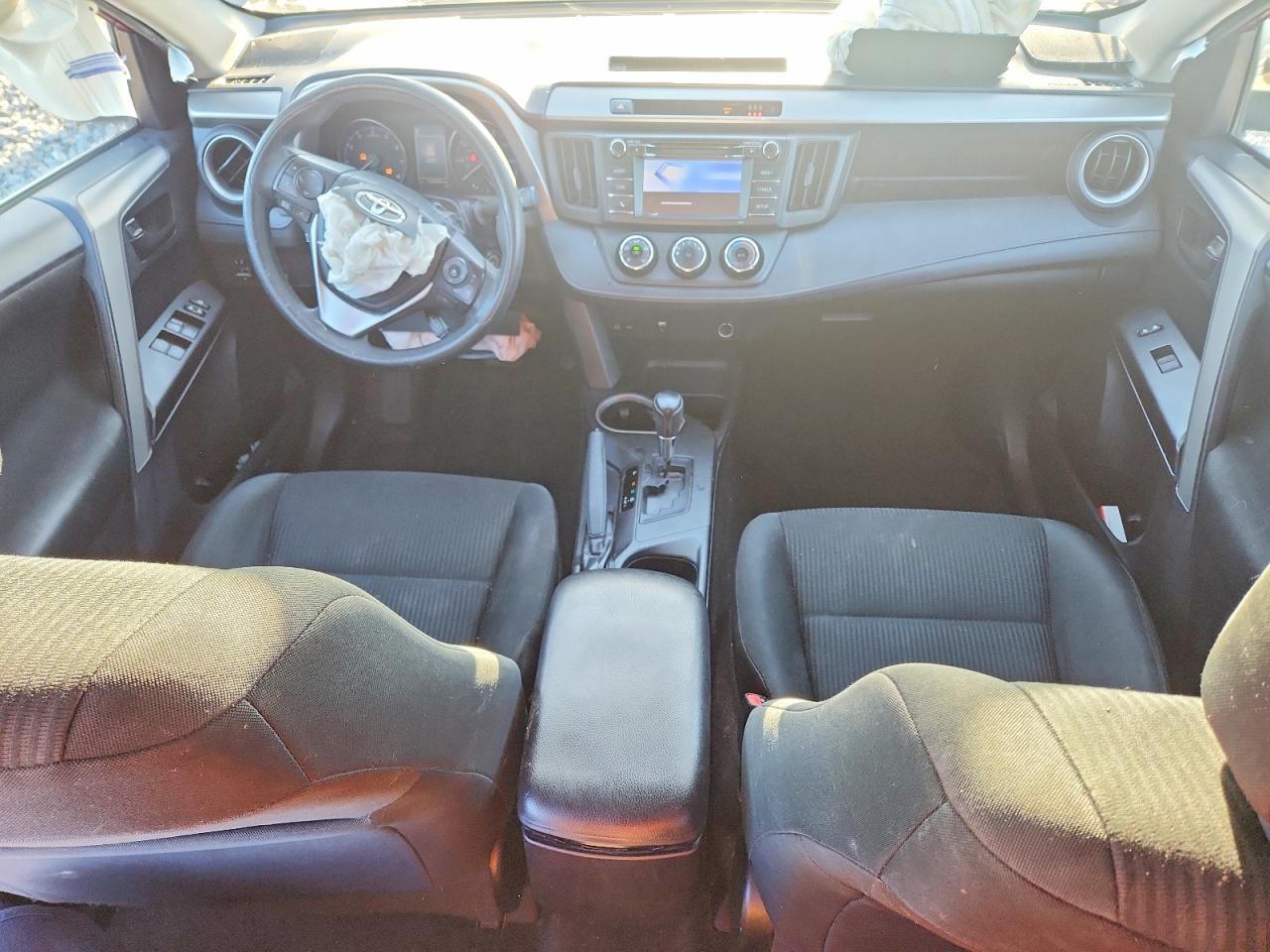 2018 Toyota Rav4 Le - zdjęcie 8