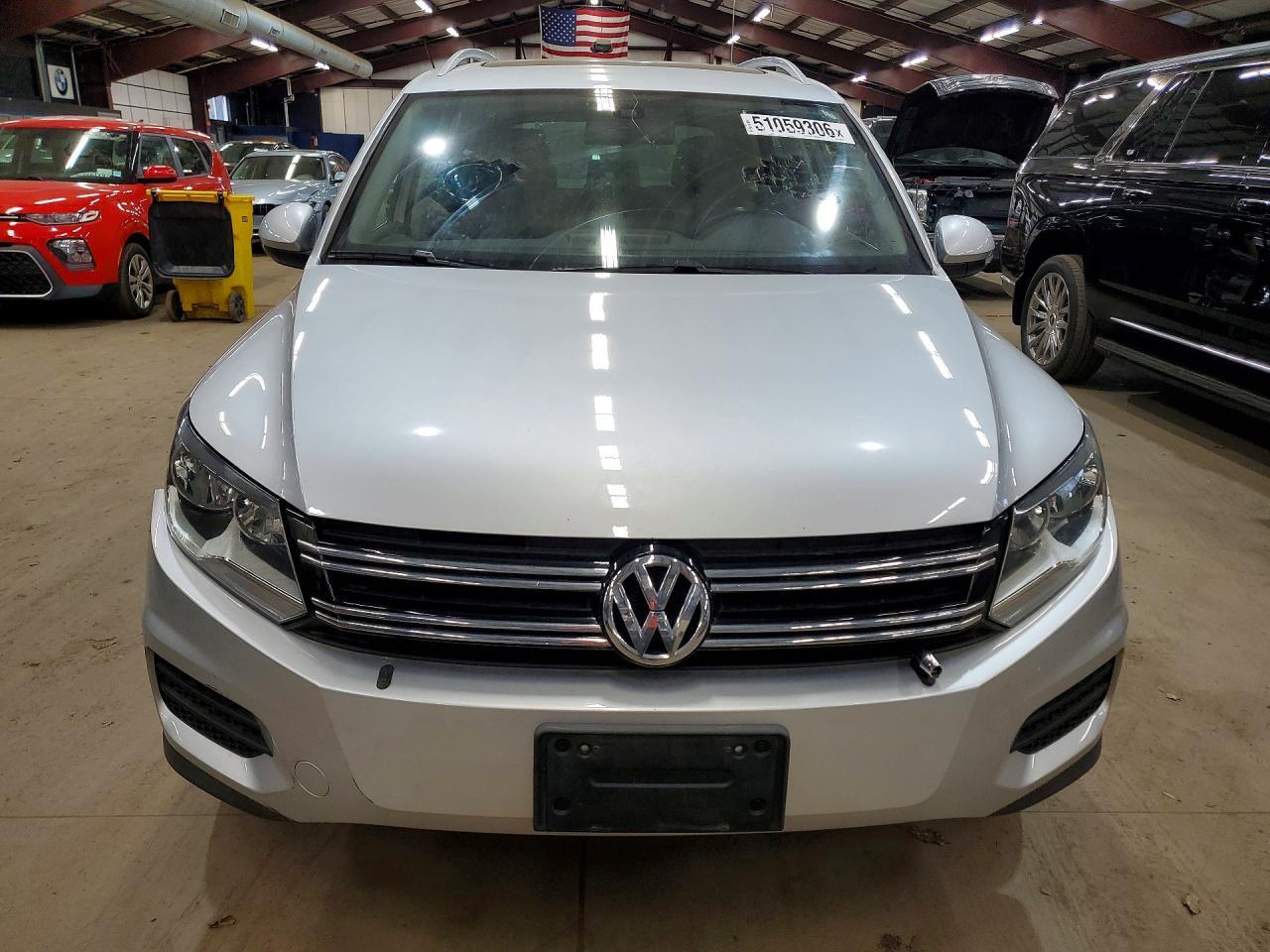 2017 Volkswagen Tiguan - zdjęcie 5