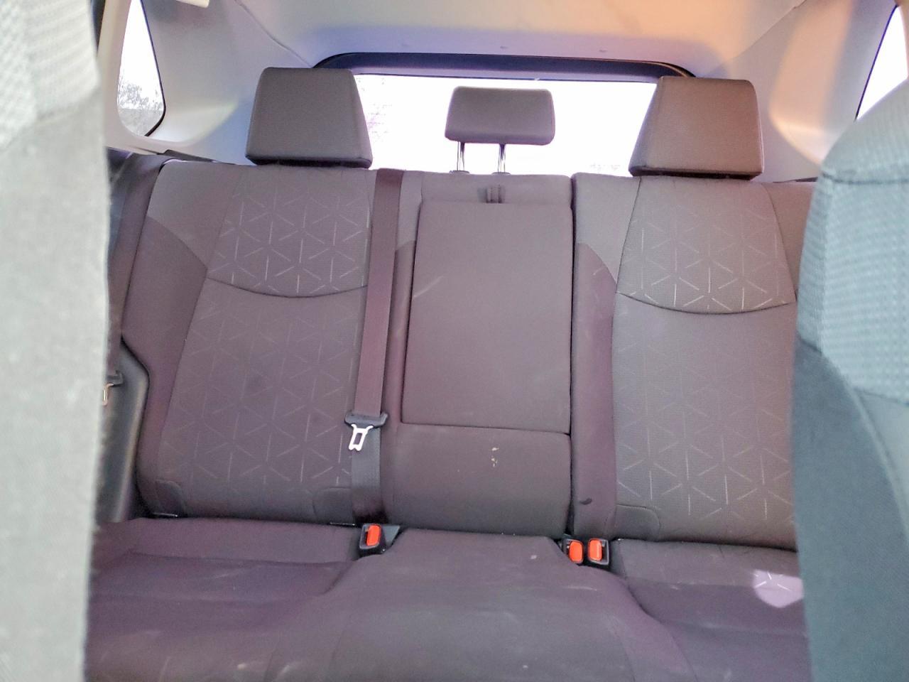 2020 Toyota Rav4 Xle - zdjęcie 10